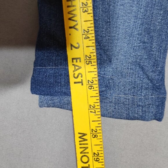 Wallflower jeans women's junior size 13 short denim blue the luscious curvy fit - Picture 10 of 12